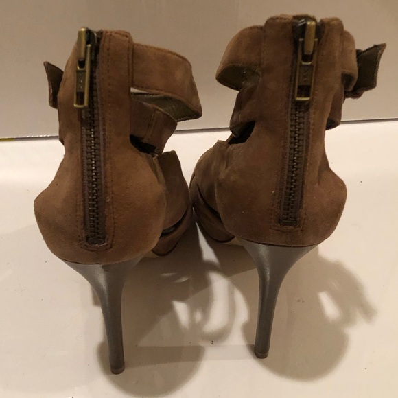 BCBG Suede Heels - Picture 4 of 7